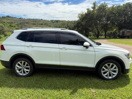 VOLKSWAGEN TIGUAN 1.4 250 TSI TOTAL FLEX ALLSPACE COMFORTLINE TIPTRONIC